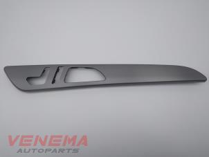 Gebruikte Sierlijst Mercedes ML III (166) 3.0 ML-350 BlueTEC V6 24V 4-Matic Prijs € 59,99 Margeregeling aangeboden door Venema Autoparts