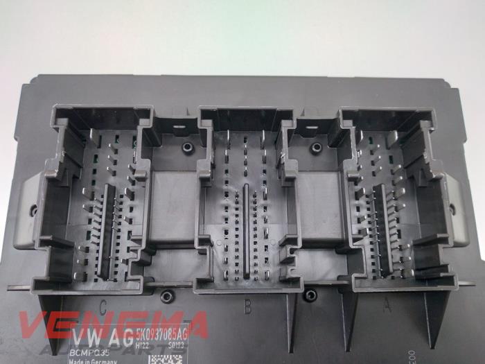 Computer Body Control van een Volkswagen Caddy IV 2.0 TDI 102 2020