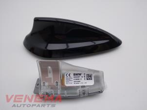 Gebruikte GPS Antenne BMW 1 serie (F20) 118i 1.5 TwinPower 12V Prijs € 49,99 Margeregeling aangeboden door Venema Autoparts