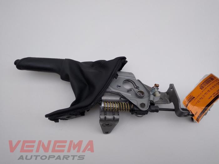Gebruikte Handrem Mechaniek BMW 1 serie (F20) 118i 1.5 TwinPower 12V Prijs € 44,99 Margeregeling aangeboden door Venema Autoparts