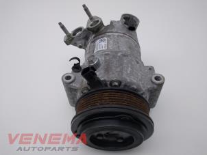 Gebruikte Aircopomp Ford Fiesta 7 1.0 EcoBoost 12V 100 Prijs € 64,99 Margeregeling aangeboden door Venema Autoparts
