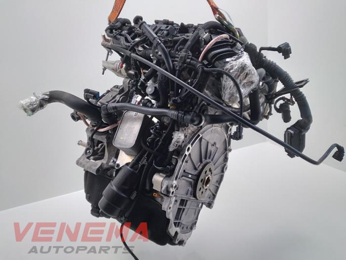 Motor van een BMW 2 serie Gran Tourer (F46) 214d 1.5 TwinPower Turbo 12V 2017