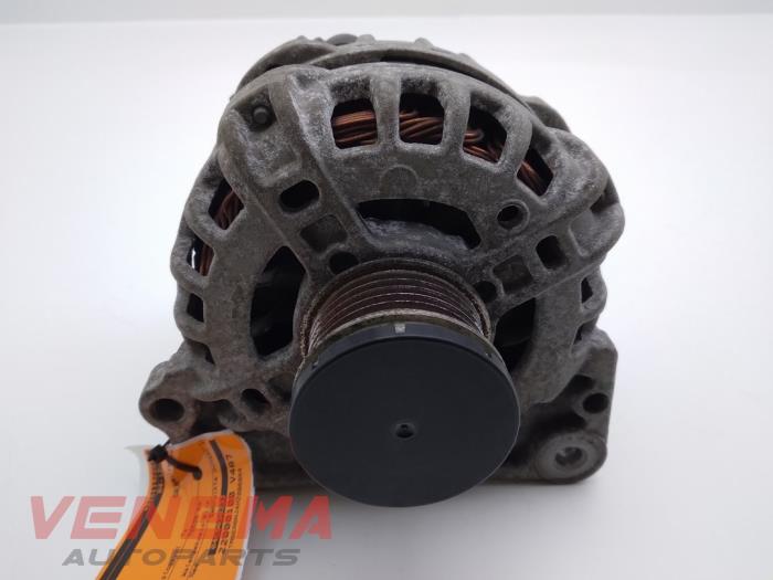 Gebruikte Dynamo Skoda Fabia III (NJ3) 1.0 12V Prijs € 14,99 Margeregeling aangeboden door Venema Autoparts