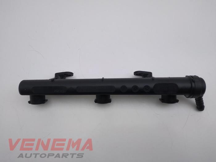Gebruikte Galerij (Injectie) Skoda Fabia III (NJ3) 1.0 12V Prijs € 14,99 Margeregeling aangeboden door Venema Autoparts