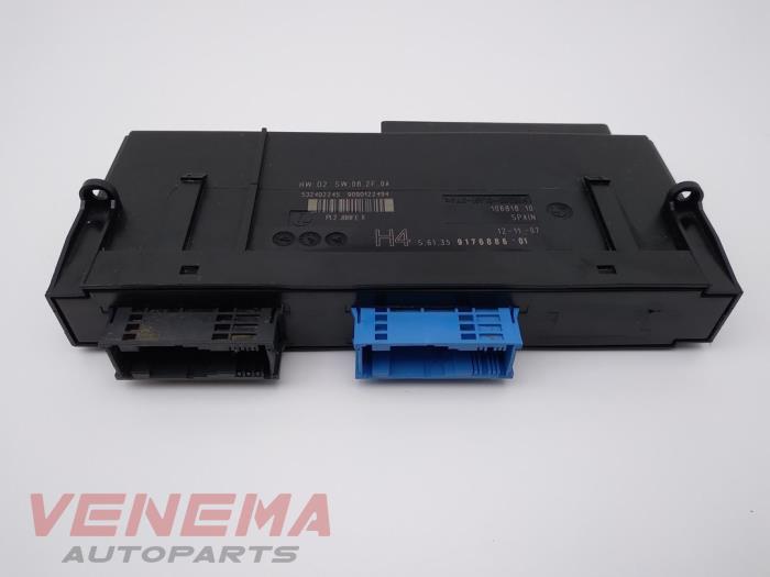 Gebruikte Bodycontrol Module BMW 3 serie Touring (E91) 318i 16V Prijs € 49,99 Margeregeling aangeboden door Venema Autoparts