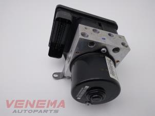 Gebruikte ABS Pomp BMW 3 serie Touring (E91) 318i 16V Prijs € 99,99 Margeregeling aangeboden door Venema Autoparts