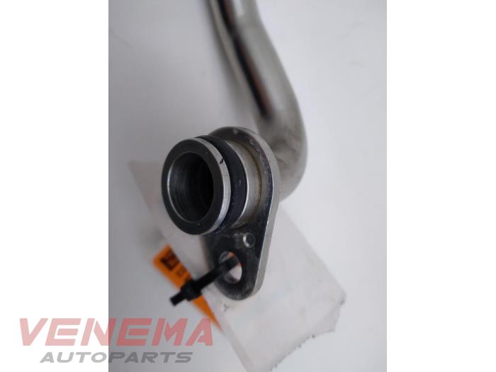 EGR Buis van een Mercedes-Benz E Estate (S213) E-300de 2.0 Turbo 16V 2020