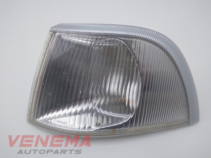 Gebruikte Pinker links Volvo V40 (VW) 1.8 16V Prijs € 9,99 Margeregeling aangeboden door Venema Autoparts