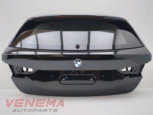 Gebruikte Achterklep BMW 1 serie (F40) 118i 1.5 TwinPower 12V Prijs € 499,99 Margeregeling aangeboden door Venema Autoparts