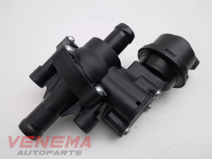 Gebruikte Thermostaat Renault Kadjar (RFEH) 1.3 TCE 140 FAP 16V Prijs € 29,99 Margeregeling aangeboden door Venema Autoparts