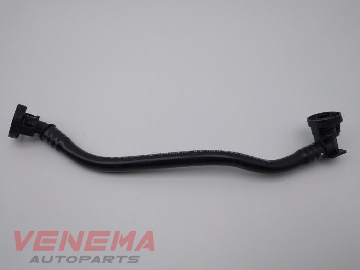 Gebruikte Leiding (diversen) BMW 1 serie (F40) 118i 1.5 TwinPower 12V Prijs € 14,99 Margeregeling aangeboden door Venema Autoparts