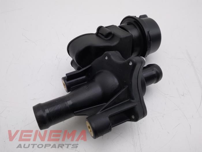 Gebruikte Thermostaat Renault Kadjar (RFEH) 1.3 TCE 140 FAP 16V Prijs € 29,99 Margeregeling aangeboden door Venema Autoparts