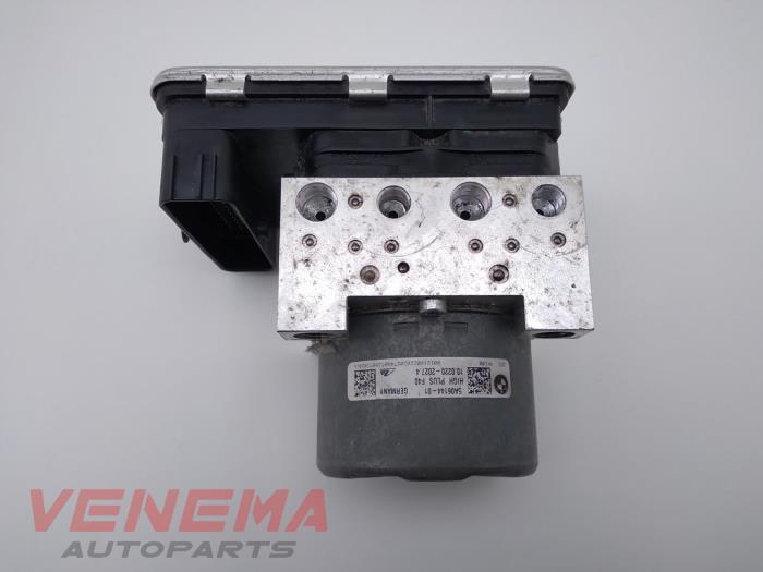 Gebruikte ABS Pomp BMW 1 serie (F40) 118i 1.5 TwinPower 12V Prijs € 349,99 Margeregeling aangeboden door Venema Autoparts