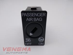 Gebruikte Airbag schakelaar Seat Leon ST (5FF) 1.6 TDI 16V 4Drive Prijs € 19,99 Margeregeling aangeboden door Venema Autoparts