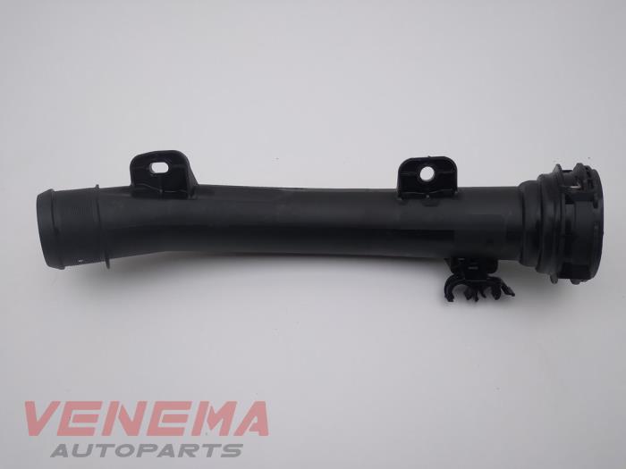 Gebruikte Intercooler Buis Peugeot 208 II (UB/UH/UP) 1.2 Vti 12V PureTech 130 Prijs € 14,99 Margeregeling aangeboden door Venema Autoparts