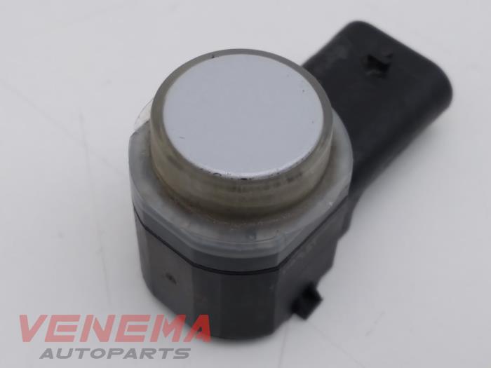 PDC Sensor van een Jaguar XF (X260) 3.0 V6 S 24V 2016