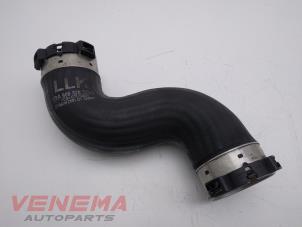 Gebruikte Intercooler Slang Mercedes Sprinter 3,5t (906.73) 316 CDI 16V Prijs € 24,99 Margeregeling aangeboden door Venema Autoparts