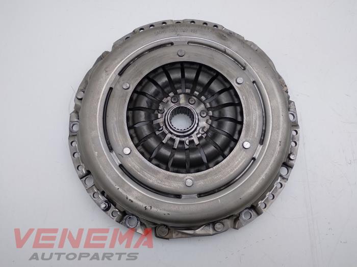Gebruikte Koppelingsset (compleet) BMW 1 serie (F20) 116d 1.5 12V TwinPower Prijs € 99,99 Margeregeling aangeboden door Venema Autoparts