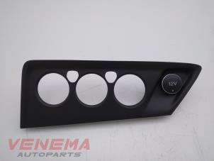 Gebruikte Dashboard deel Ford Transit Custom 2.2 TDCi 16V Prijs € 24,99 Margeregeling aangeboden door Venema Autoparts