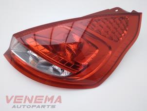 Gebruikte Achterlicht rechts Ford Fiesta 6 (JA8) 1.25 16V Prijs € 29,99 Margeregeling aangeboden door Venema Autoparts