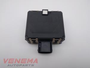 Gebruikte Radar sensor Volkswagen Caddy Combi IV 2.0 TDI 150 Prijs € 224,99 Margeregeling aangeboden door Venema Autoparts