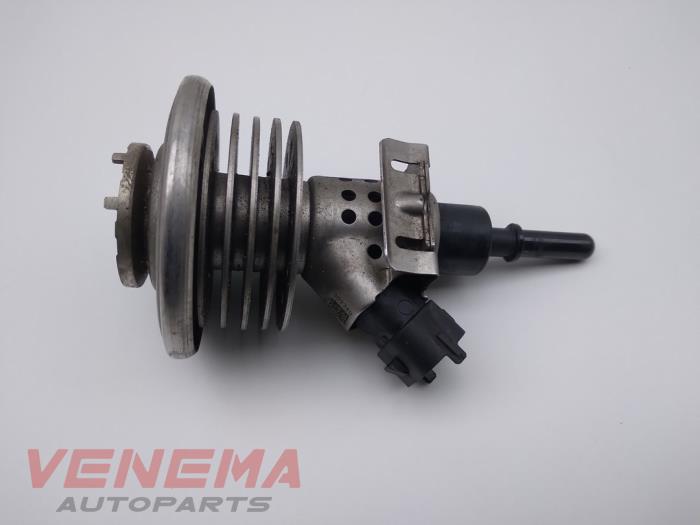 Gebruikte Injector adblue Fiat Talento 1.6 MultiJet Biturbo 120 Prijs € 124,99 Margeregeling aangeboden door Venema Autoparts