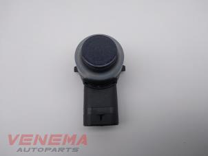 Gebruikte Sensor PDC Volkswagen Caddy Combi IV 2.0 TDI 150 Prijs € 9,99 Margeregeling aangeboden door Venema Autoparts