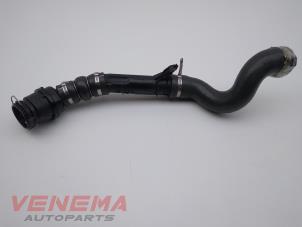 Gebruikte Intercooler Buis Renault Kangoo Express (FW) 1.5 dCi 75 Prijs € 29,99 Margeregeling aangeboden door Venema Autoparts