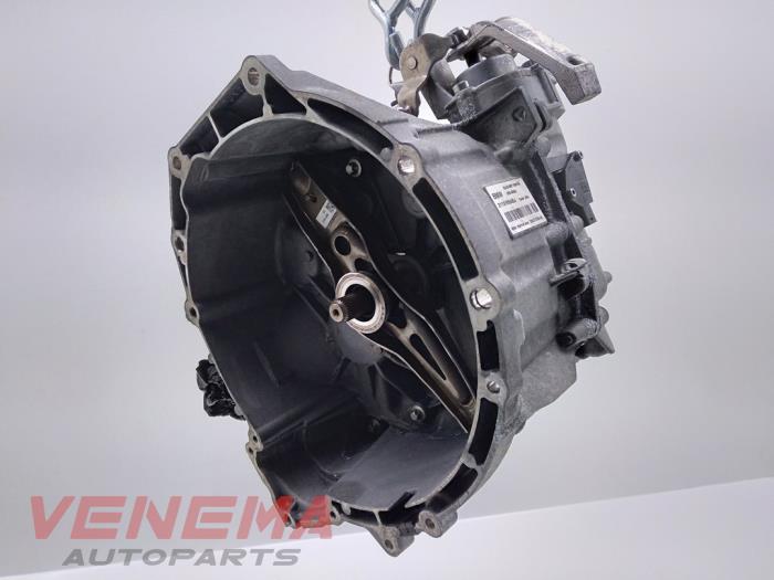 Gebruikte Versnellingsbak Mini Mini (F55) 1.5 12V One Prijs € 899,99 Margeregeling aangeboden door Venema Autoparts