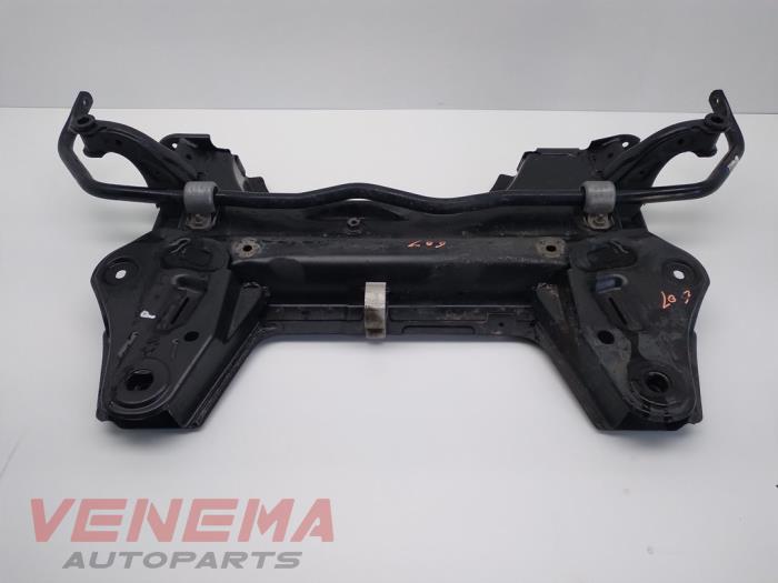 Gebruikte Subframe Peugeot 208 II (UB/UH/UP) 1.2 Vti 12V PureTech 100 Prijs € 99,99 Margeregeling aangeboden door Venema Autoparts