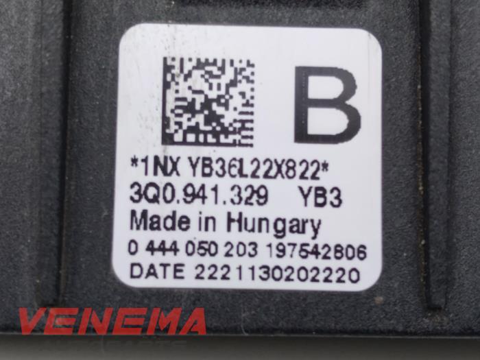 Adblue Computer van een Audi A3 Sportback (8YA) 2.0 30 TDI 16V 2023