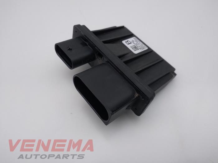 Adblue Computer van een Audi A3 Sportback (8YA) 2.0 30 TDI 16V 2023