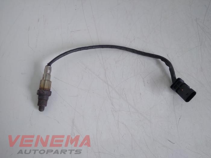 Gebruikte Lambda Sonde Peugeot 208 I (CA/CC/CK/CL) 1.2 Vti 12V PureTech 82 Prijs € 29,99 Margeregeling aangeboden door Venema Autoparts