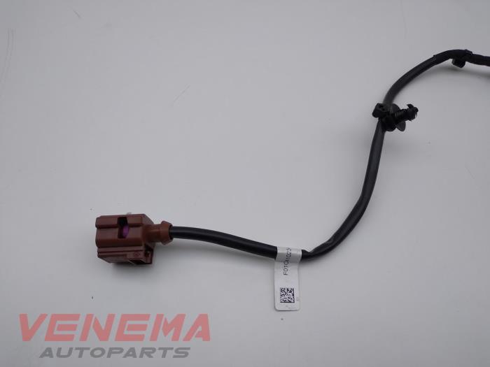 Adblue injector van een Audi A3 Sportback (8YA) 2.0 30 TDI 16V 2023