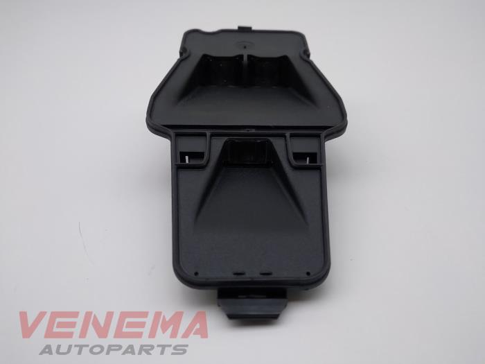 Gebruikte Remassistent sensor Volkswagen Up! (121) 1.0 12V 60 Prijs € 29,99 Margeregeling aangeboden door Venema Autoparts