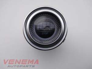 Gebruikte Start/Stop schakelaar Mercedes C (C205) C-300 2.0 Turbo 16V Prijs € 9,99 Margeregeling aangeboden door Venema Autoparts