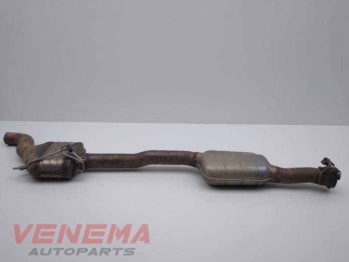 Gebruikte Voordemper Uitlaat Mercedes C (C205) C-300 2.0 Turbo 16V Prijs € 499,99 Margeregeling aangeboden door Venema Autoparts