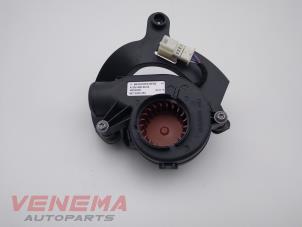 Gebruikte Ventilator overige Mercedes C (C205) C-300 2.0 Turbo 16V Prijs € 39,99 Margeregeling aangeboden door Venema Autoparts
