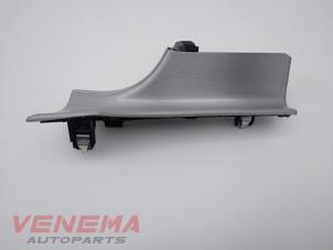 Gebruikte Dashboard sierlijst Mercedes C (C205) C-300 2.0 Turbo 16V Prijs € 29,99 Margeregeling aangeboden door Venema Autoparts