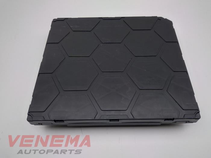 Gebruikte Module Bodycontrol Skoda Fabia III (NJ3) 1.2 TSI 16V Prijs € 124,99 Margeregeling aangeboden door Venema Autoparts