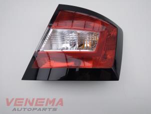 Gebruikte Achterlicht rechts Skoda Fabia III (NJ3) 1.2 TSI 16V Prijs € 59,99 Margeregeling aangeboden door Venema Autoparts