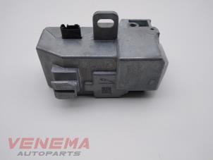 Gebruikte Stuurslot Jaguar XF (X260) 3.0 V6 S 24V Prijs € 49,99 Margeregeling aangeboden door Venema Autoparts