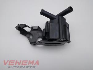 Gebruikte Waterpomp Citroen C5 Aircross I (A4/AC/AJ/AR) 1.6 Turbo 180 16V Prijs € 74,99 Margeregeling aangeboden door Venema Autoparts