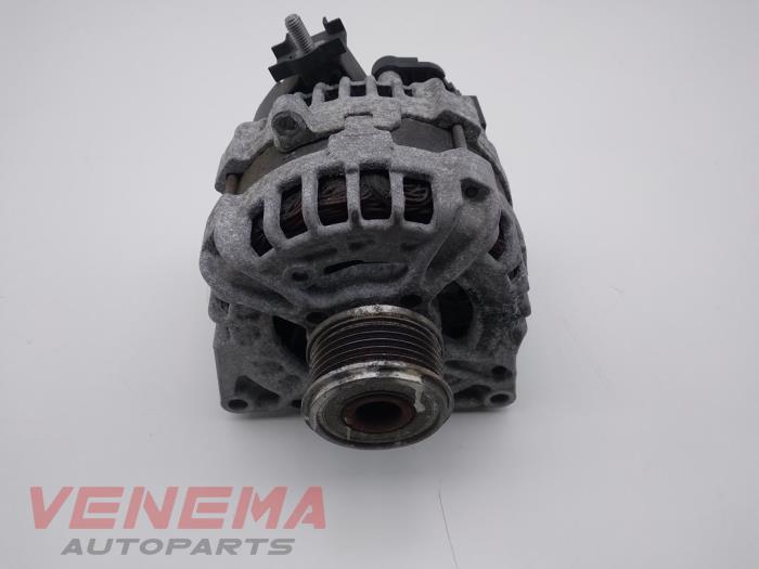 Gebruikte Dynamo Mercedes A (W176) 1.5 A-160 CDI, A-160d 16V Prijs € 44,99 Margeregeling aangeboden door Venema Autoparts