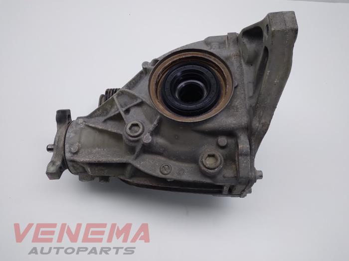 Gebruikte Differentieel achter Mercedes C (C205) C-300 2.0 Turbo 16V Prijs € 499,99 Margeregeling aangeboden door Venema Autoparts