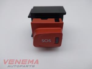 Gebruikte SOS knop Citroen C5 Aircross (A4/AC/AJ/AR) 1.6 Turbo 180 16V Prijs € 9,99 Margeregeling aangeboden door Venema Autoparts