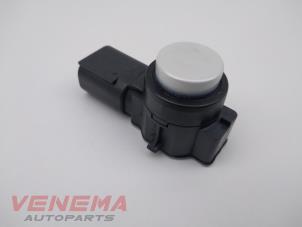 Gebruikte PDC Sensor Citroen C5 Aircross I (A4/AC/AJ/AR) 1.6 Turbo 180 16V Prijs € 34,99 Margeregeling aangeboden door Venema Autoparts