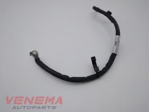 Gebruikte Accupool Ford Kuga II (DM2) 1.5 EcoBoost 16V 150 Prijs € 19,99 Margeregeling aangeboden door Venema Autoparts