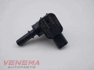 Gebruikte Remassistent sensor Peugeot 208 II (UB/UH/UP) 1.2 Vti 12V PureTech 130 Prijs € 19,99 Margeregeling aangeboden door Venema Autoparts