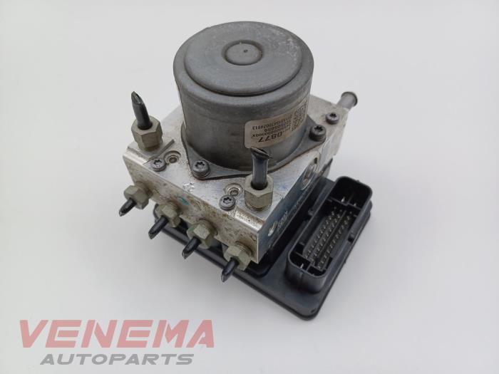 Gebruikte ABS Pomp Opel Insignia Sports Tourer 2.0 CDTI 16V Prijs € 74,99 Margeregeling aangeboden door Venema Autoparts
